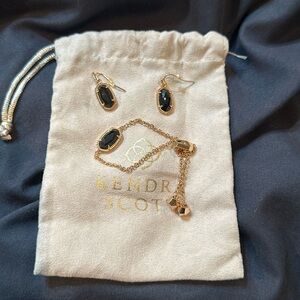 EUC barely worn Kendra Scott rose gold and black earrings and necklace set.